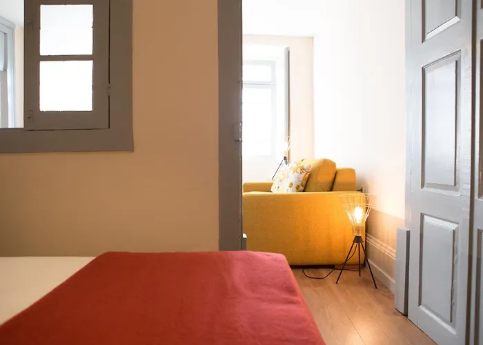 Ribeira Charming Oporto