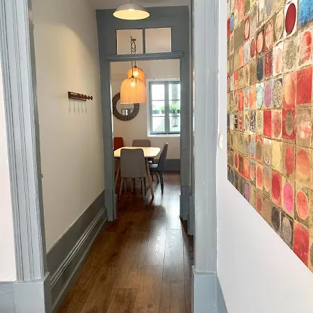 Ribeira Charming Porto